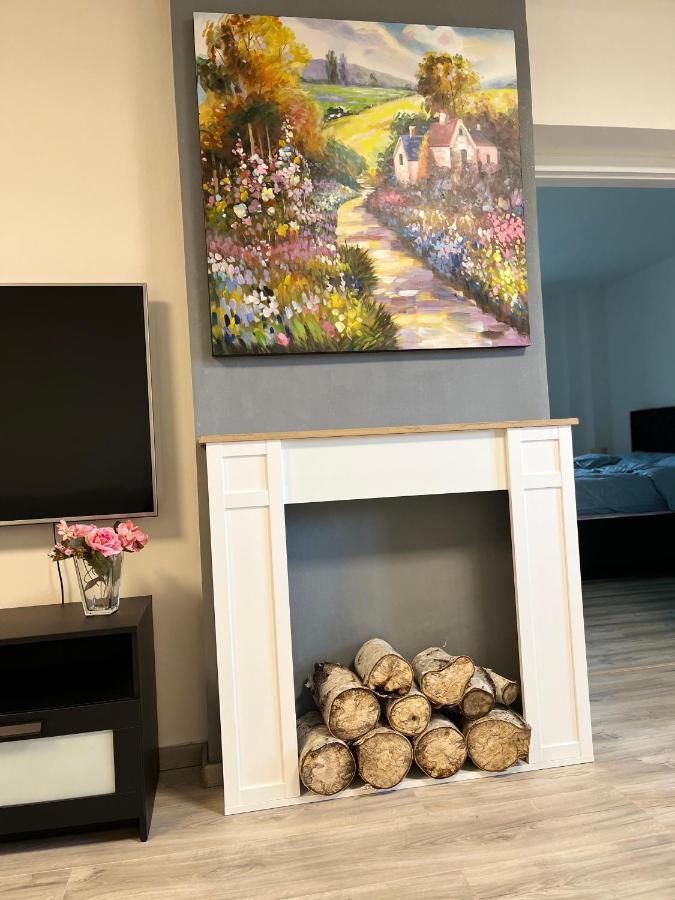 Apartment Golden Prague 78 Vestec  المظهر الخارجي الصورة