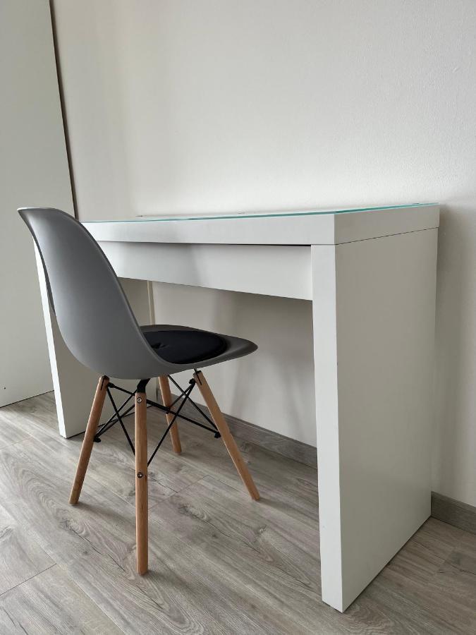 Apartment Golden Prague 78 Vestec  المظهر الخارجي الصورة