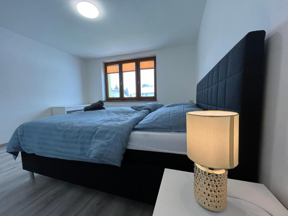 Apartment Golden Prague 78 Vestec  المظهر الخارجي الصورة