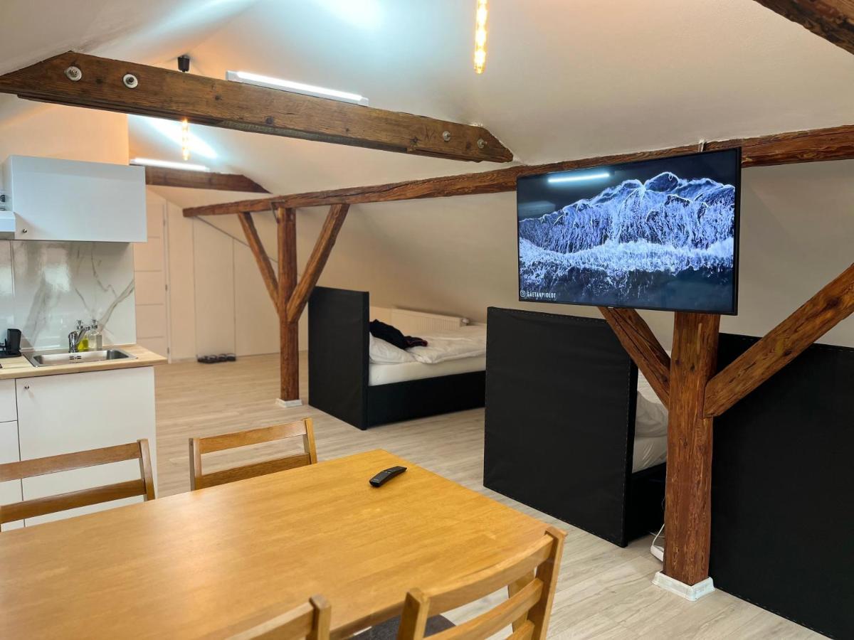 Apartment Golden Prague 78 Vestec  المظهر الخارجي الصورة