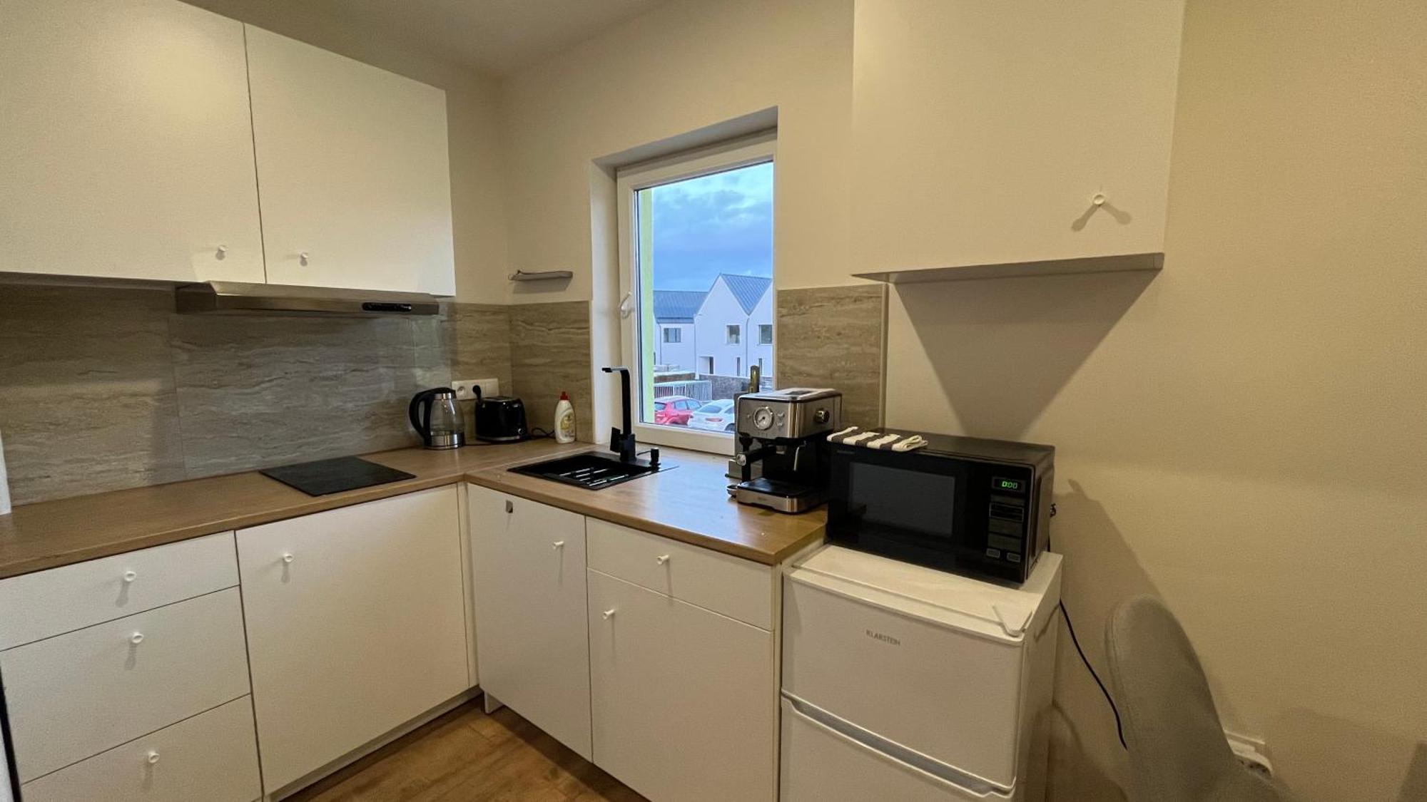 Apartment Golden Prague 78 Vestec  المظهر الخارجي الصورة